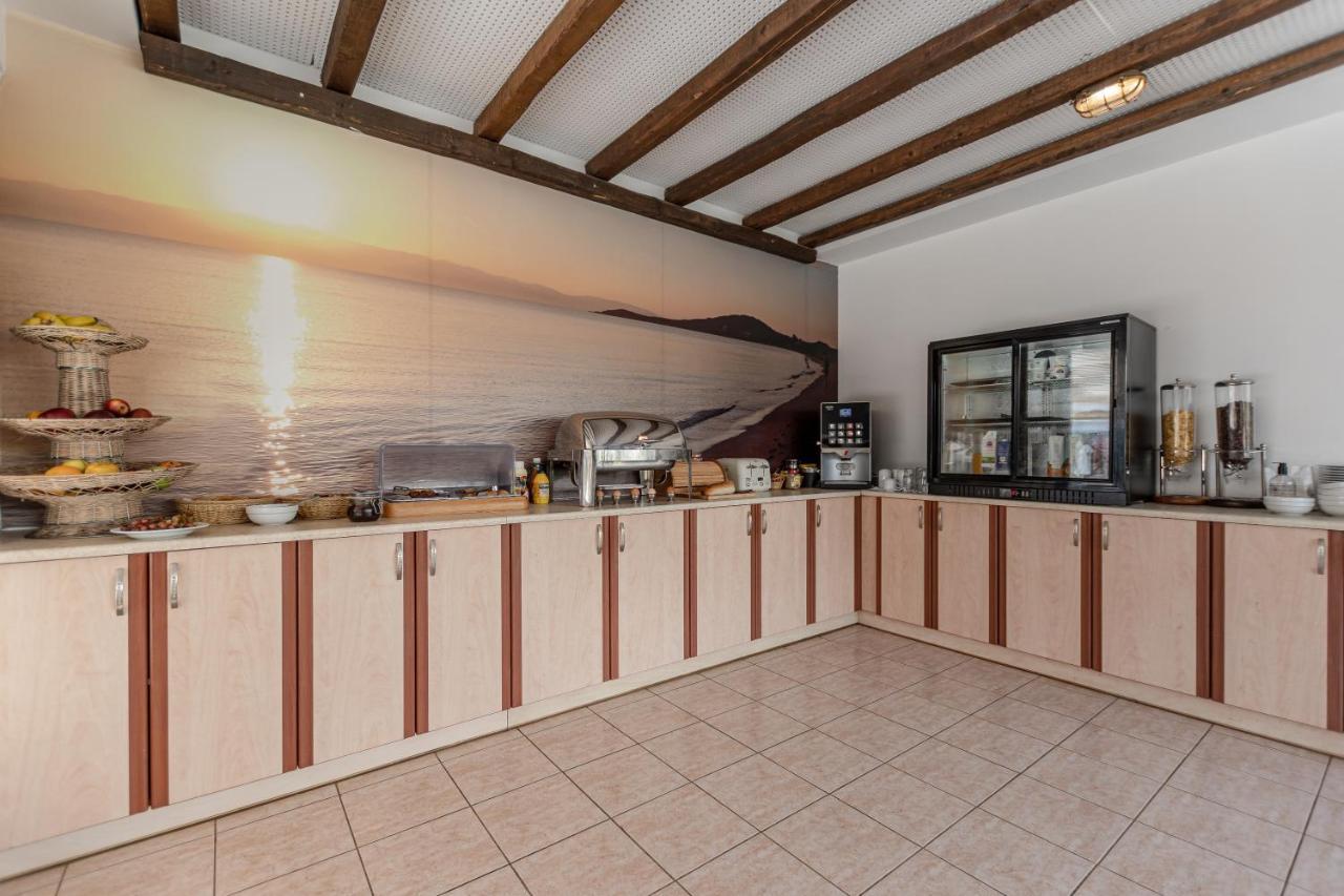 Agios Prokopios Hotel Екстер'єр фото