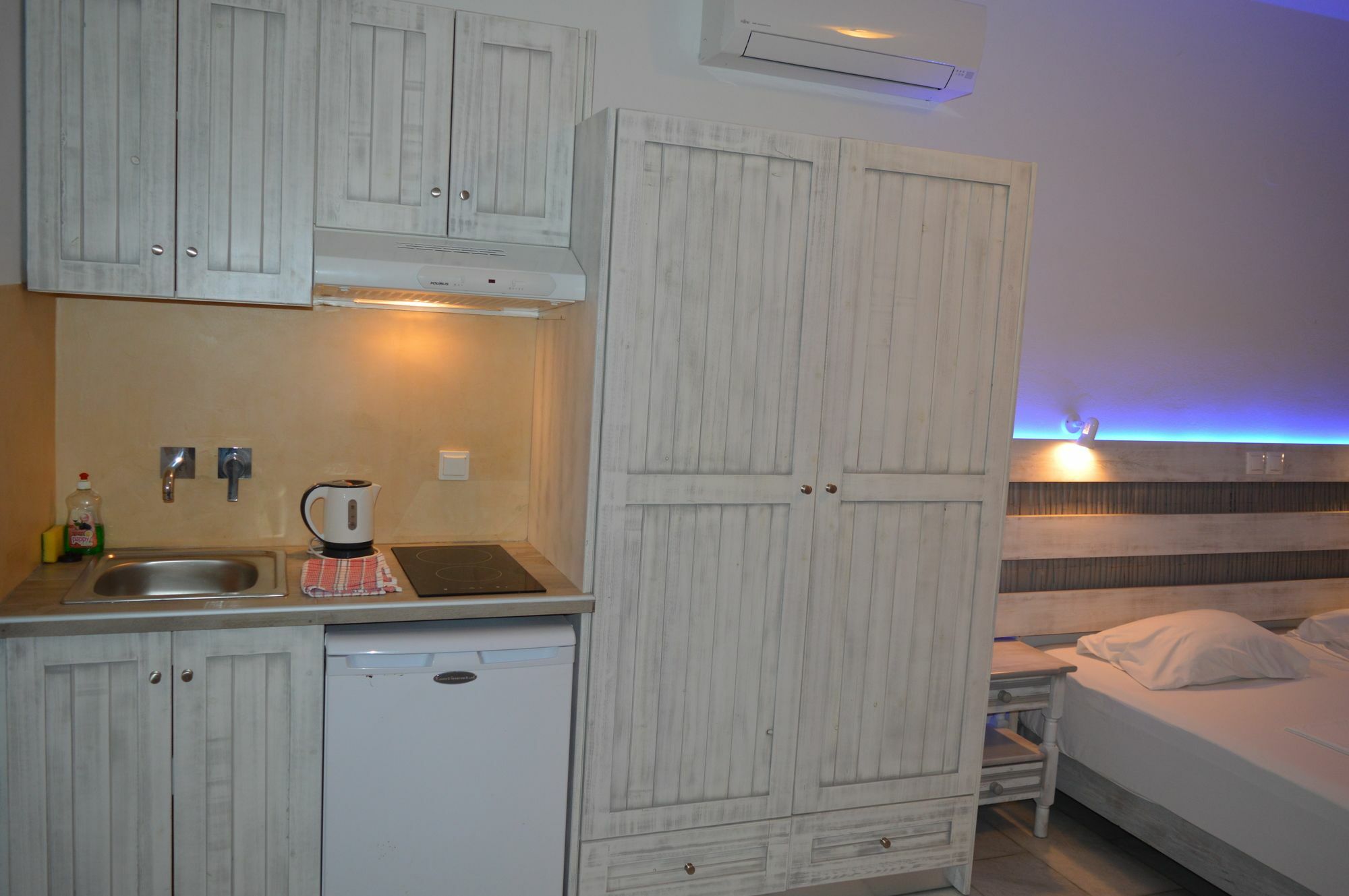 Agios Prokopios Hotel Екстер'єр фото